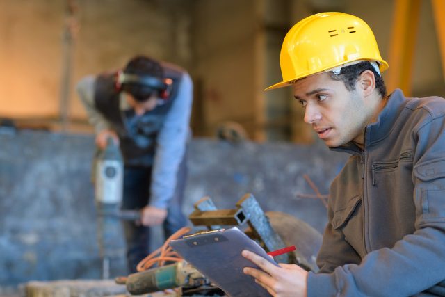 uitzendkracht mes over ons onze werkwijze werken bij werknemers bouw bouwvakkers gezocht